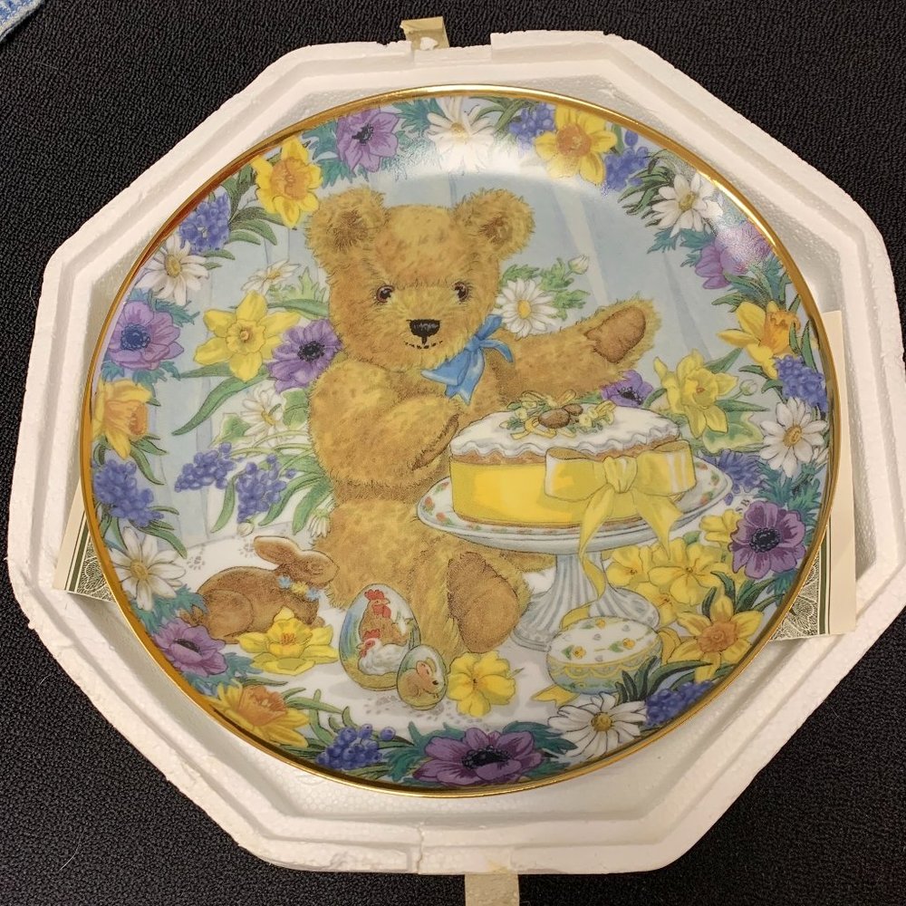 Teddy's Easter Treat by Franklin Mint